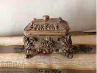 Cutie de bijuterii vintage