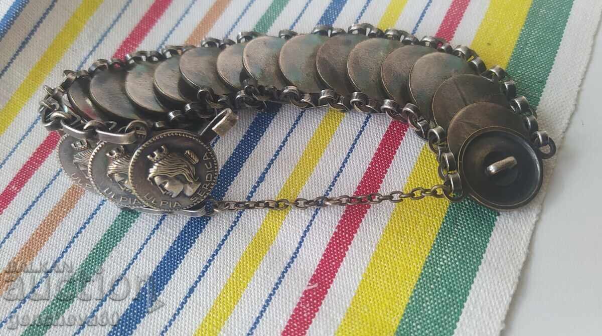 Старо бижу за носия гривна с монети UIPIA CERDICA с цена 300.00 лв. | € 153.39