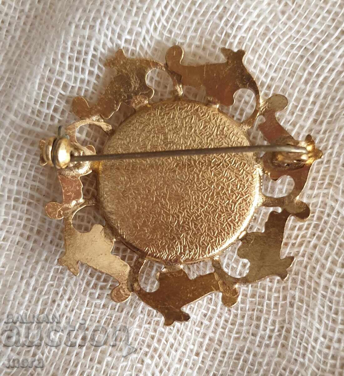 Porcelain brooch with rhinestones with price 40.00 BGN | € 20.45