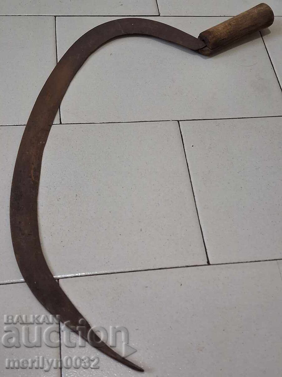 Παράδοση Παλιό δρεπάνι, λεπίδα, σφυρήλατο σίδερο