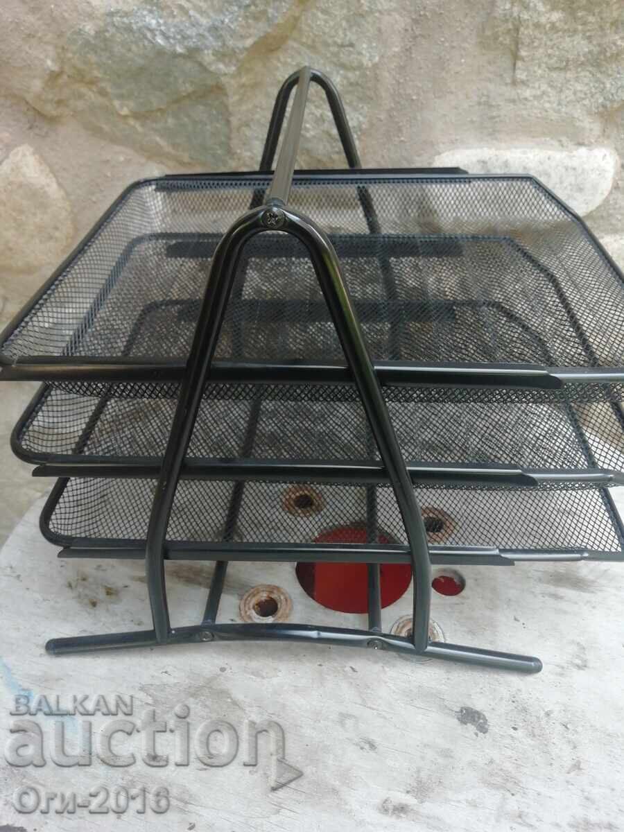 Σετ από 3 μεταλλικά πλέγμα δίσκους εγγράφων, μαύρα με τιμή 16.00 BGN | € 8.18