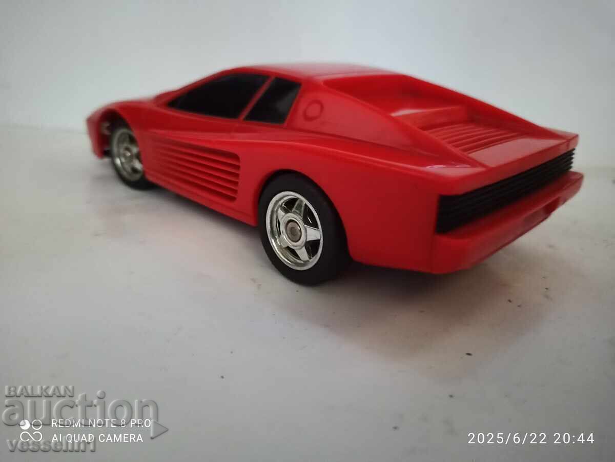 Auction Old German Ferrari Testarossa toy car 1/24 scale, batteries from the 90s Auction Old German Ferrari Testarossa toy car 1/24 scale, batteries from the 90s