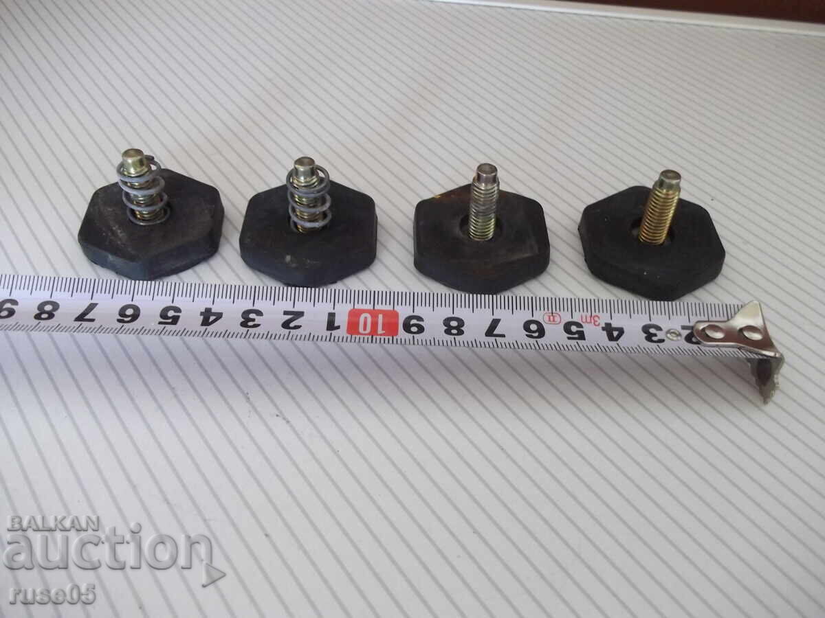 4 τμχ. ρυθμιζόμενα αποστάτες για ανύψωση πλυντηρίων και λοιπά