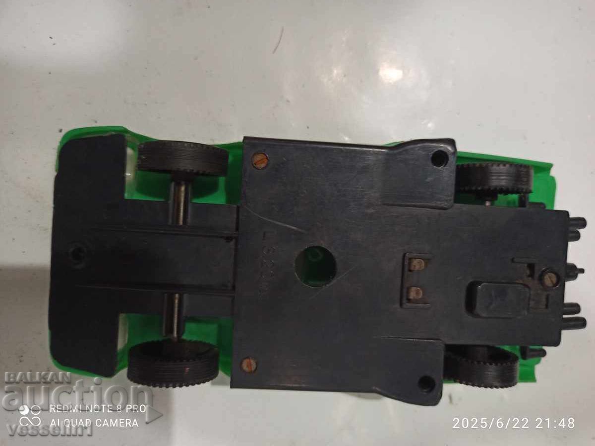 Auction  Old Bulgarian stroller from Silistra with a friction mechanism