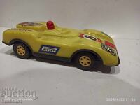 Mașină veche bulgărească cu mecanism de frecare Silistra