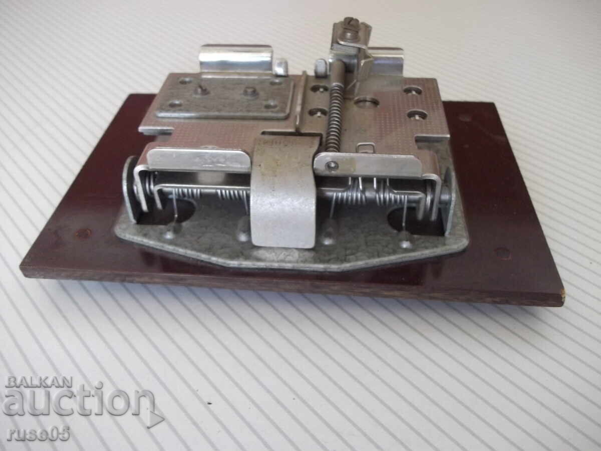 Delivery of Meopta - Trimat Film Splicer