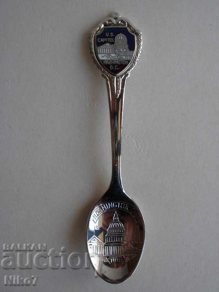 Souvenir spoon from Washington D.C., USA with price 5.99 BGN | € 3.06 Souvenir spoon from Washington D.C., USA with price 5.99 BGN | € 3.06