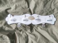 Εμαγιέ, βασιλική κρεμάστρα πετσετών