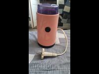 Râșniță electrică de cafea