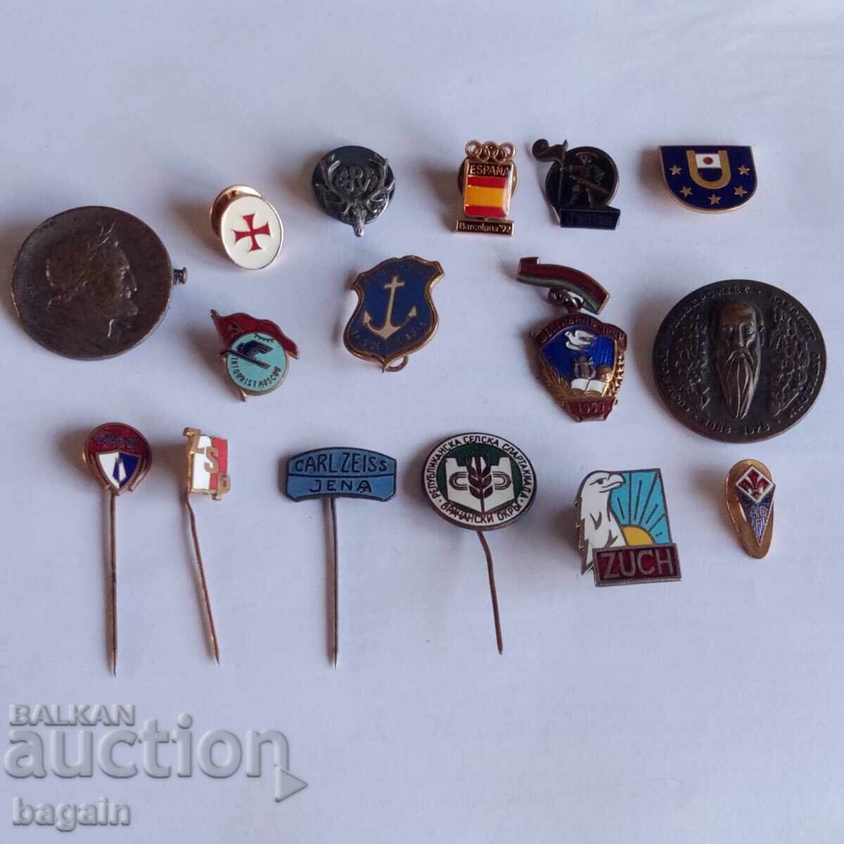 Lot of rare badges Lot of rare badges