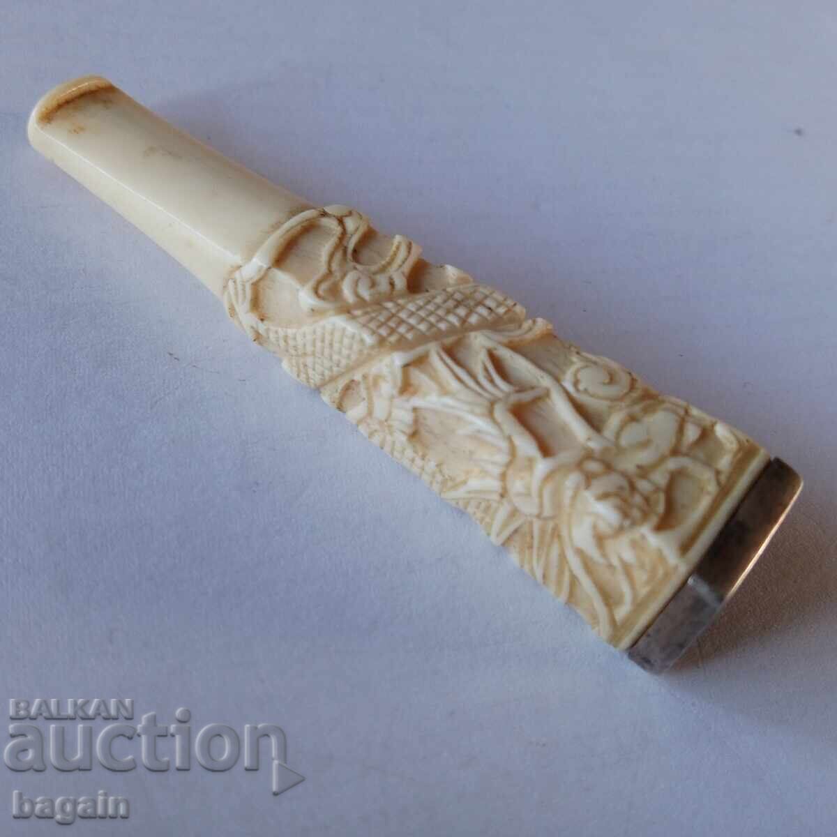 Auction  Ivory and Silver Cigarettes