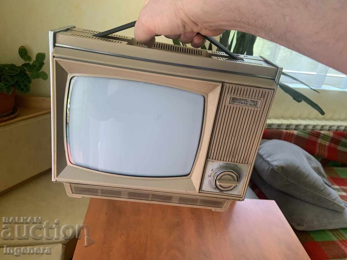 Auction  PORTABLE TV YUNOST 603 WITHOUT CABLE