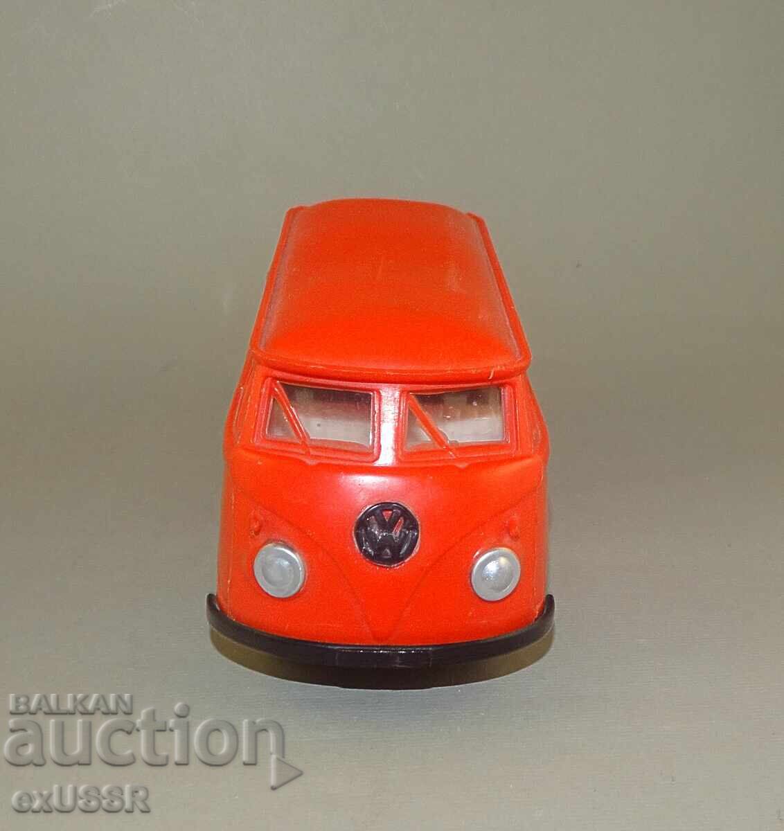 Mașinuță de jucărie veche VW VOLKSWAGEN Bus Ungaria PEPSI cu preț € 30.00 | 58.67 BGN