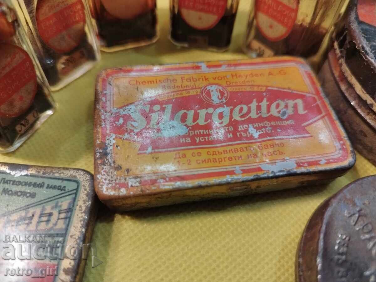 Auction Lot of old metal boxes and bottles Auction Lot of old metal boxes and bottles