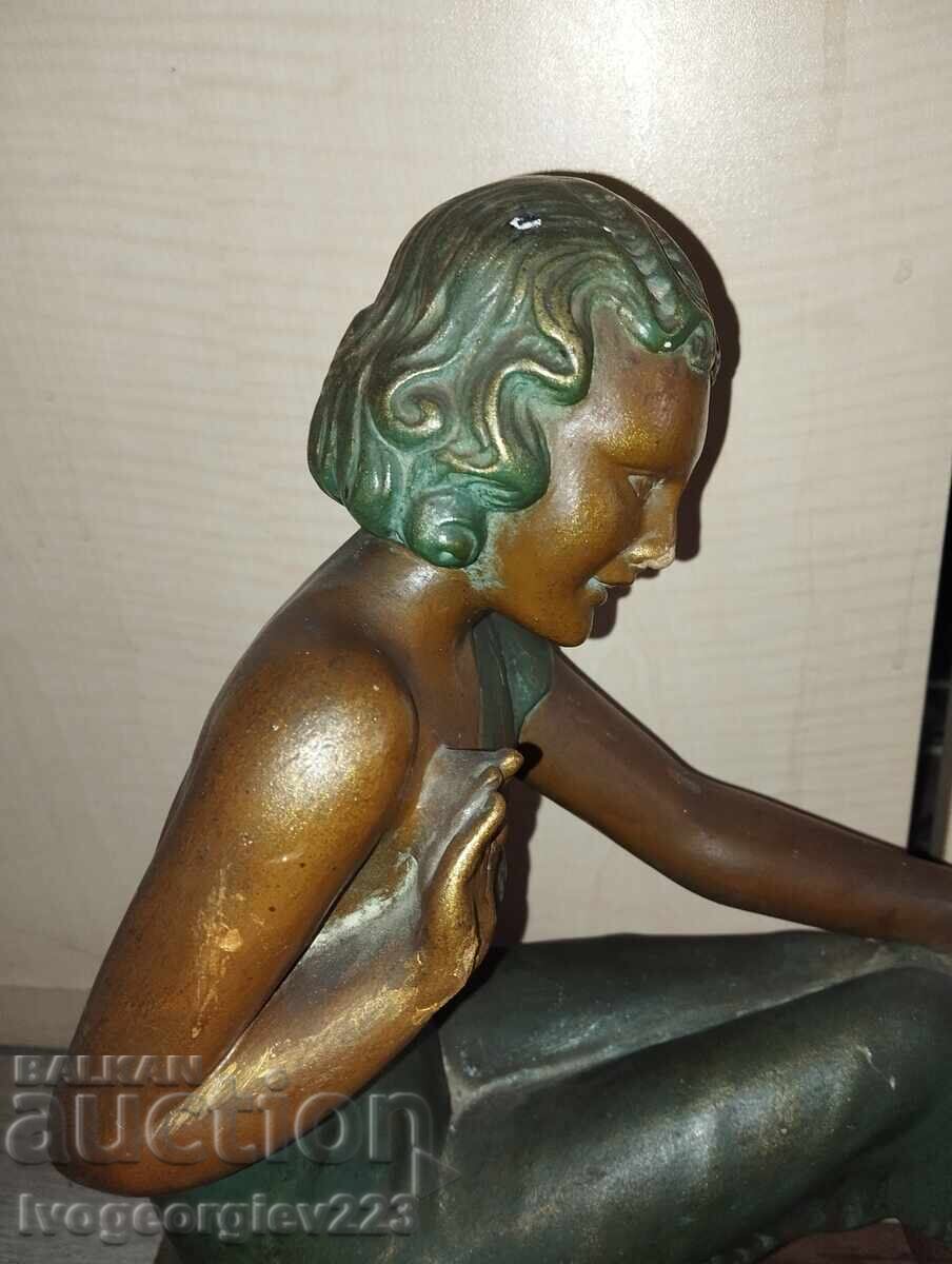 Αγαλματίδιο Art Deco με τιμή 250.00 BGN | € 127.82