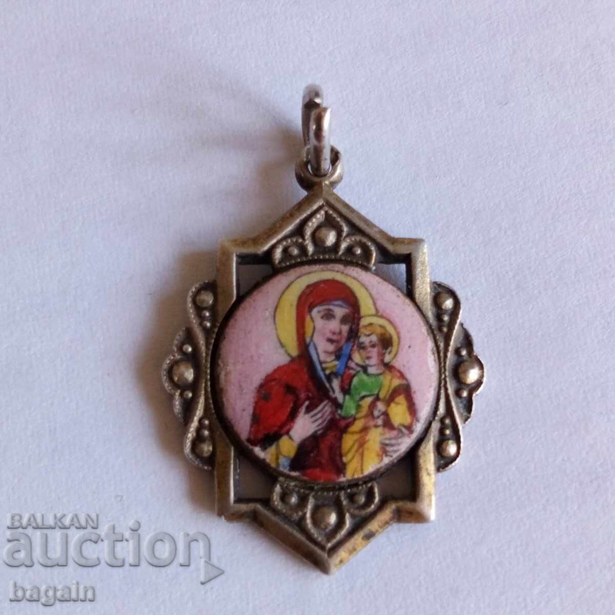 Delivery of Gold, silver with enamel. Lot Delivery of Gold, silver with enamel. Lot