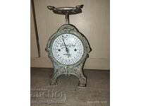 Cântar vechi art nouveau