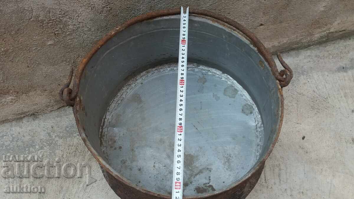 МАСИВЕН КАЗАН, БАКЪР, ХАРАНИЯ С ПИРОСТИЯ КОМПЛЕКТ - 5 МАСИВЕН КАЗАН, БАКЪР, ХАРАНИЯ С ПИРОСТИЯ КОМПЛЕКТ - 5