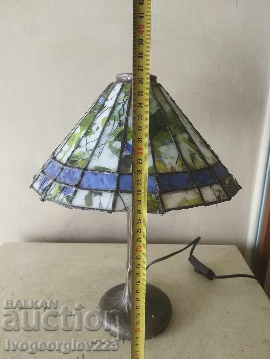 Аукцион Настолна лампа в стил Тифани