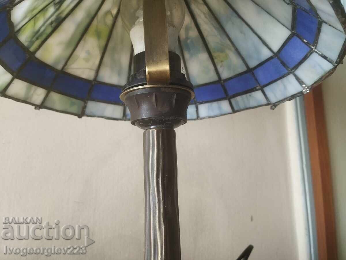 Доставка на Настолна лампа в стил Тифани