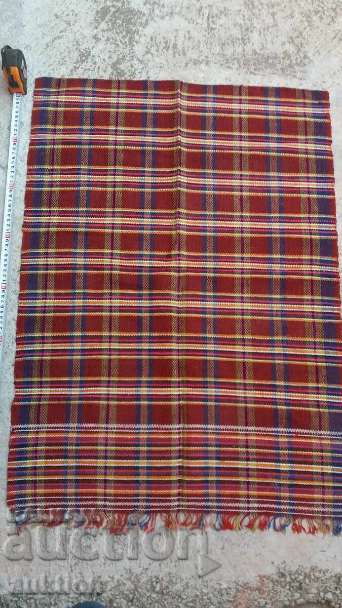 PRESTILĂ EXCELENTĂ DIN LÂNĂ DE EPOCĂ PRESTILĂ EXCELENTĂ DIN LÂNĂ DE EPOCĂ