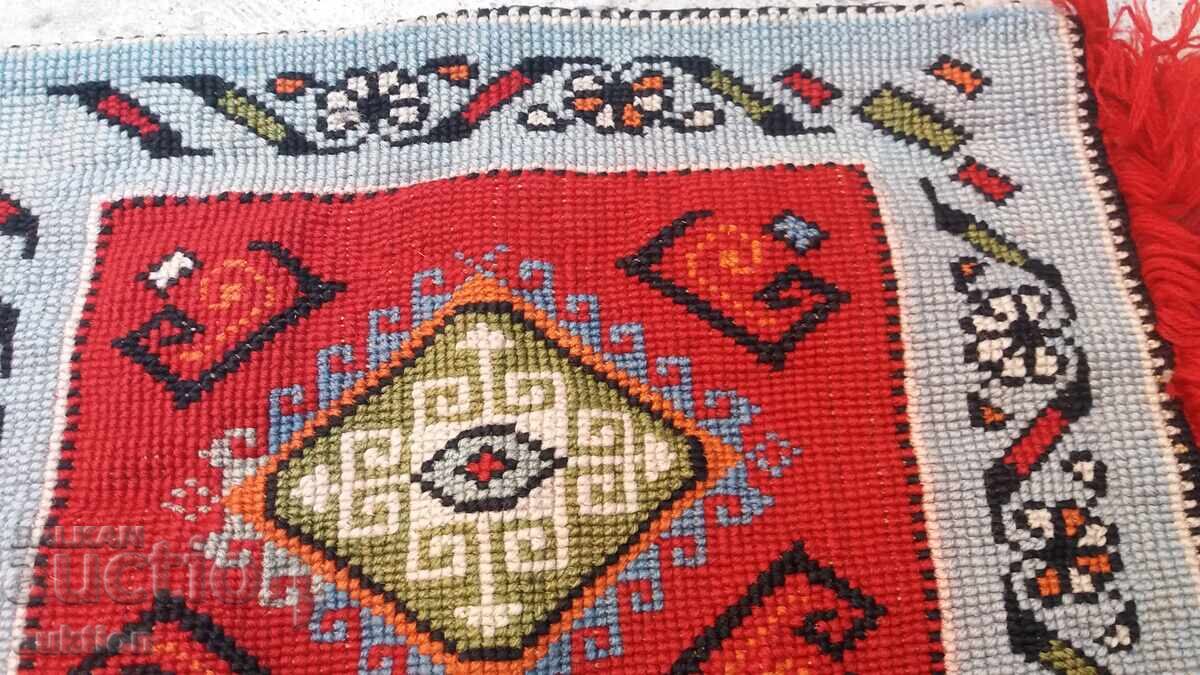 Παράδοση ΧΕΙΡΟΠΟΙΗΤΗ ΜΑΛΛΙΝΗ ΘΗΚΗ ΜΑΞΙΛΑΡΙΟΥ - ΡΟΔΟΠΗΣ Παράδοση ΧΕΙΡΟΠΟΙΗΤΗ ΜΑΛΛΙΝΗ ΘΗΚΗ ΜΑΞΙΛΑΡΙΟΥ - ΡΟΔΟΠΗΣ