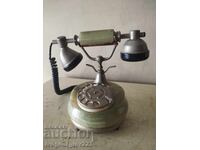 Telefon fix vechi pentru decorare
