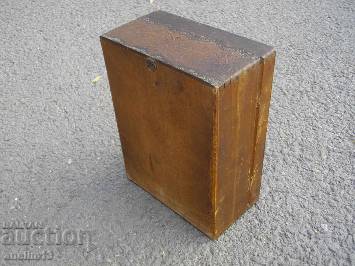 КОЛЕКЦИОНЕРСКИ СТАР БУДИЛНИК KIENZLE + КУТИЯ - 7