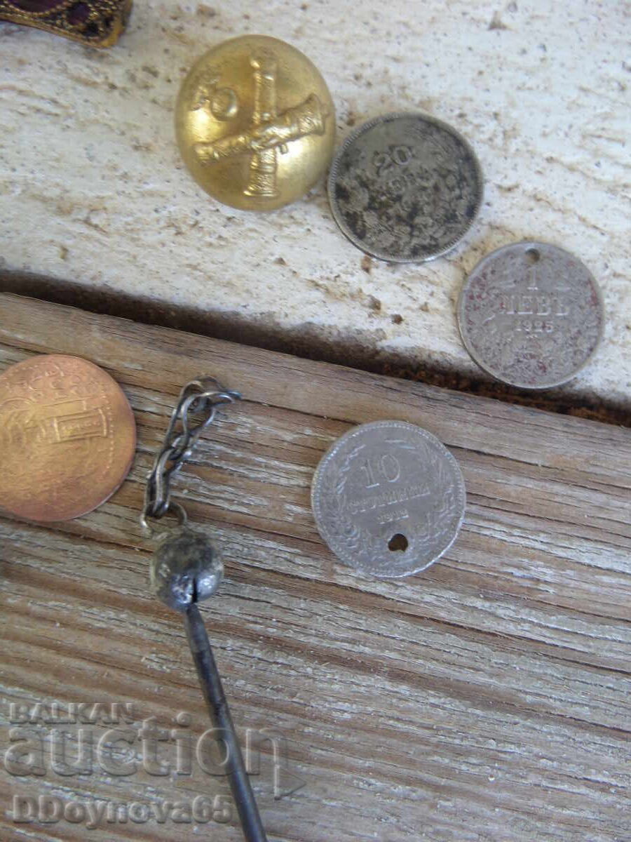 Livrarea Lot de piese etno vechi