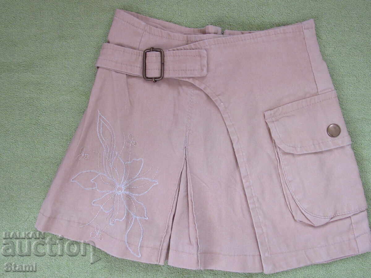 New children's skirt for a two-year-old girl, new with price 6.00 BGN | € 3.07