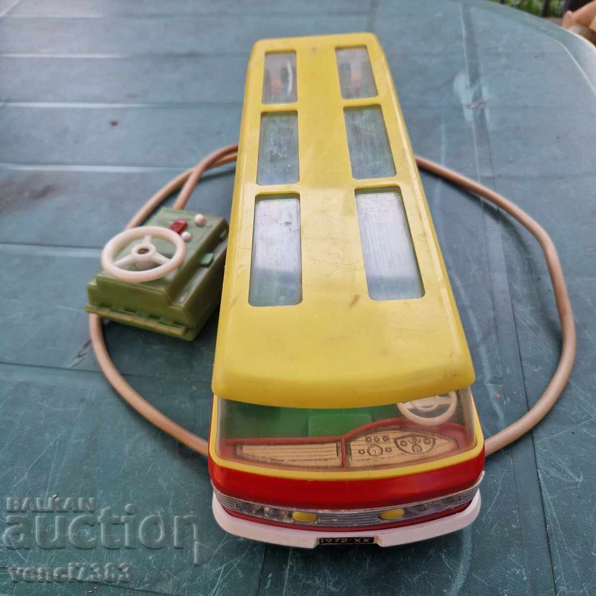 Old toy bus with price 19.00 BGN | € 9.71