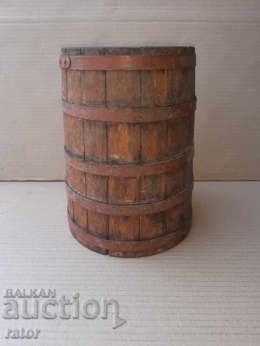 Old authentic small barrel, tub, cask, sturdy, RARE with price 34.99 BGN | € 17.89 Old authentic small barrel, tub, cask, sturdy, RARE with price 34.99 BGN | € 17.89