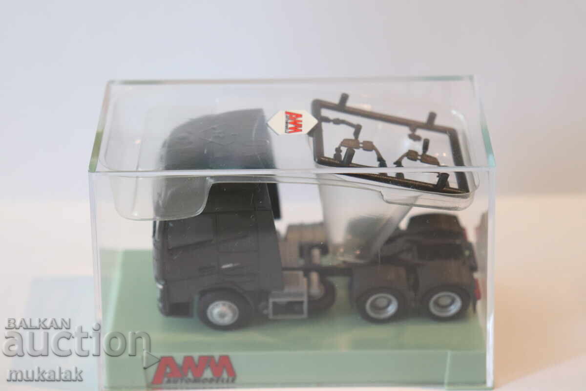 AWM H0 1/87 VOLVO ВЛЕКАЧ КАМИОН МОДЕЛ ТИР с цена 30.00 лв. | € 15.34 AWM H0 1/87 VOLVO ВЛЕКАЧ КАМИОН МОДЕЛ ТИР с цена 30.00 лв. | € 15.34