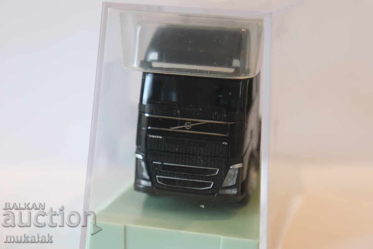 Аукцион AWM H0 1/87 VOLVO ВЛЕКАЧ КАМИОН МОДЕЛ ТИР Аукцион AWM H0 1/87 VOLVO ВЛЕКАЧ КАМИОН МОДЕЛ ТИР
