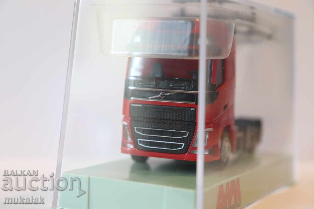 Доставка на AWM  H0 1/87 VOLVO  ВЛЕКАЧ  КАМИОН  МОДЕЛ  ТИР