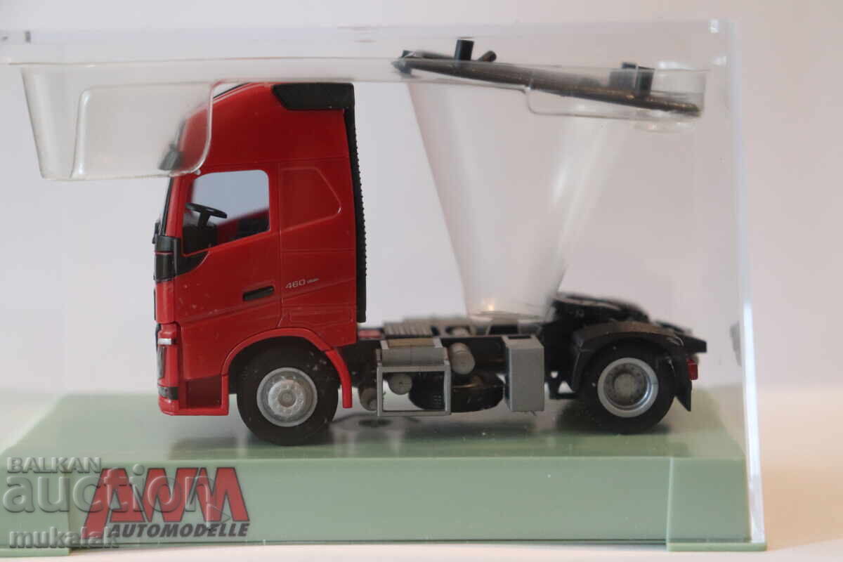AWM  H0 1/87 VOLVO  ВЛЕКАЧ  КАМИОН  МОДЕЛ  ТИР