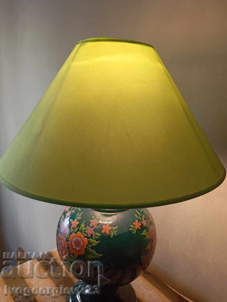 Delivery of Desk lamp