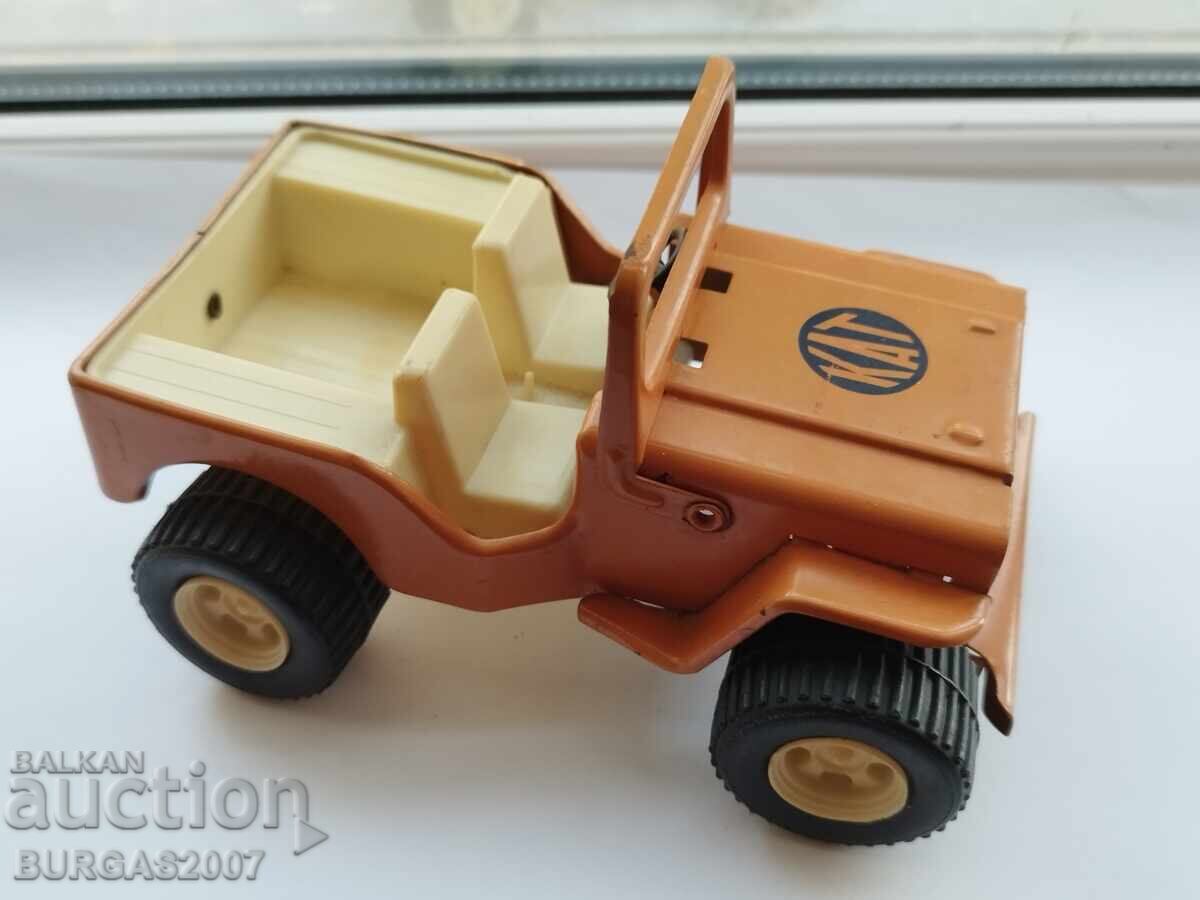 Παλιό λαμαρινένιο αυτοκινητάκι, τζιπ, ΚΑΤ, ΛΔΒ