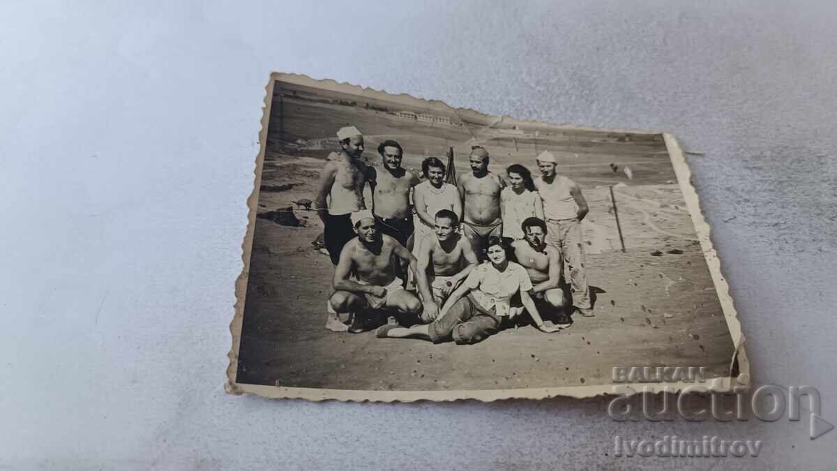 Fotografie Bărbați și femei Fotografie Bărbați și femei