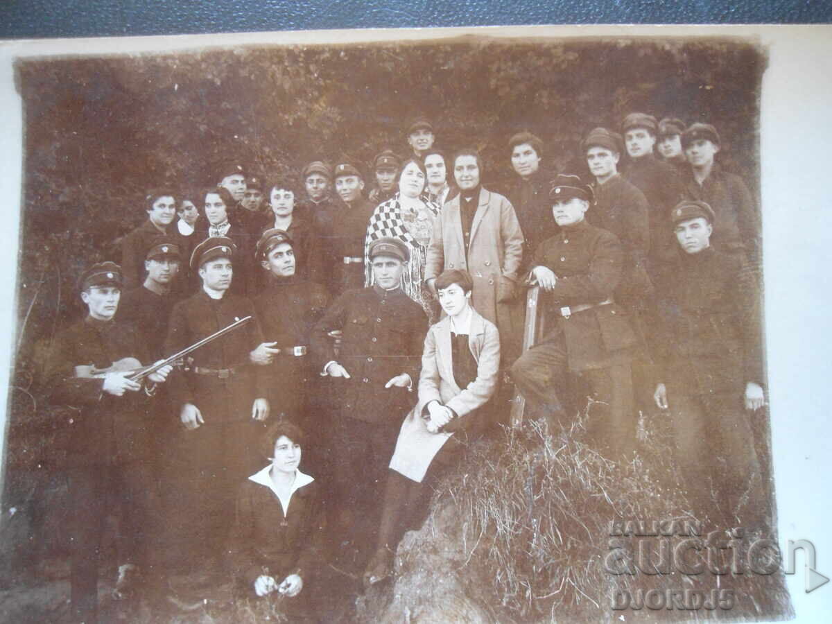 Old photo, 8th grade, year 1928