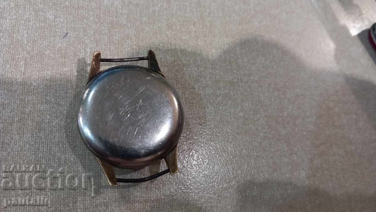 МЪЖКИ РЪЧЕН ЧАСОВНИК КИЕНЗЛЕ KIENZLE с цена 15.00 лв. | € 7.67