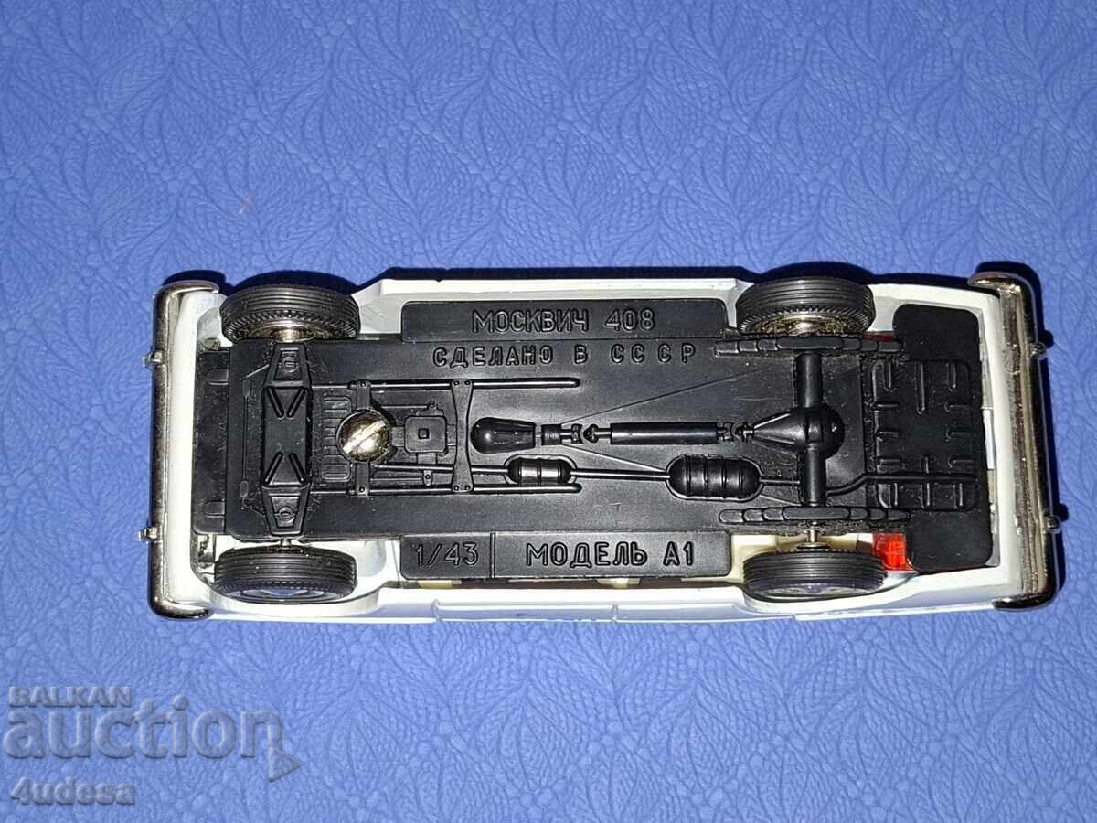 Руски модел Москвич 408 А1 медицински 1:43 Сделано в СССР - 5