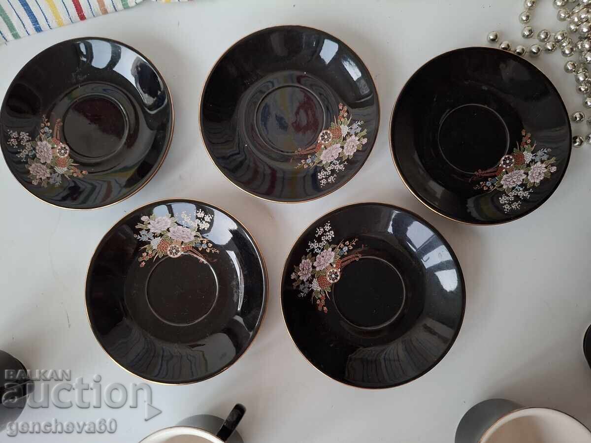 Auction  Beautiful Japanese new porcelain coffee set