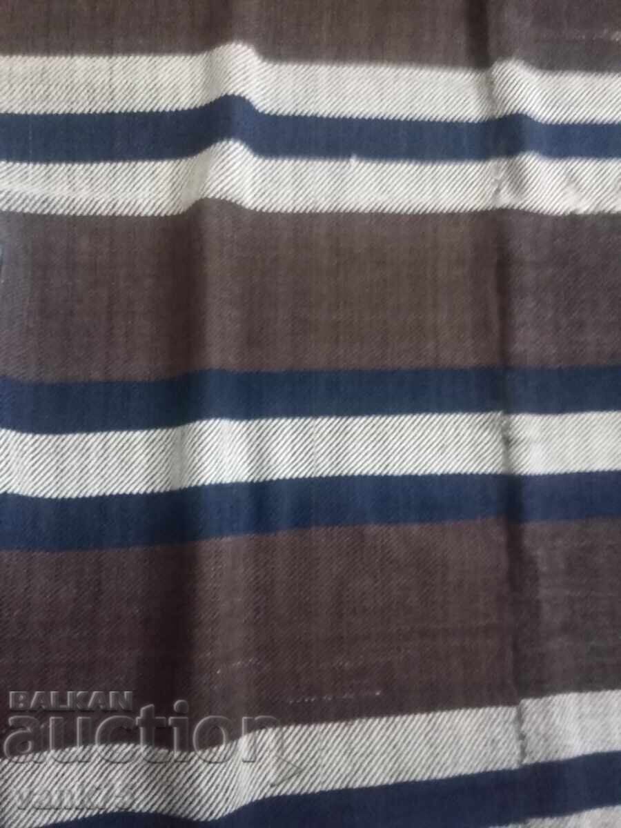 Hand-woven 100 percent wool rug on a loom with price 35.00 BGN | € 17.90