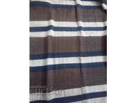 Covor țesut manual 100% din lână la război de țesut