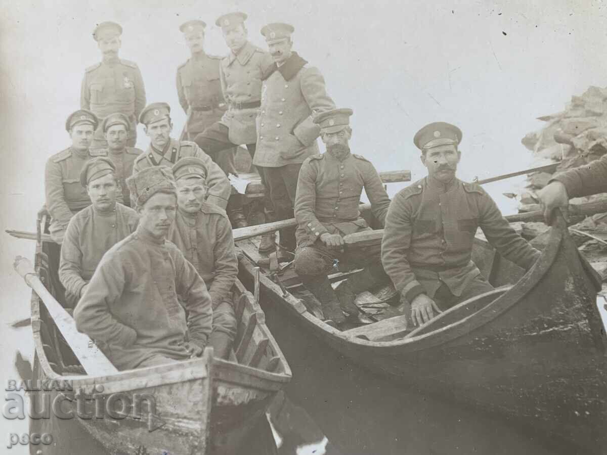 First meeting of Bulgarian and Russian officers, Danube River, Tulcea, 1917 with price 120.00 BGN | € 61.36