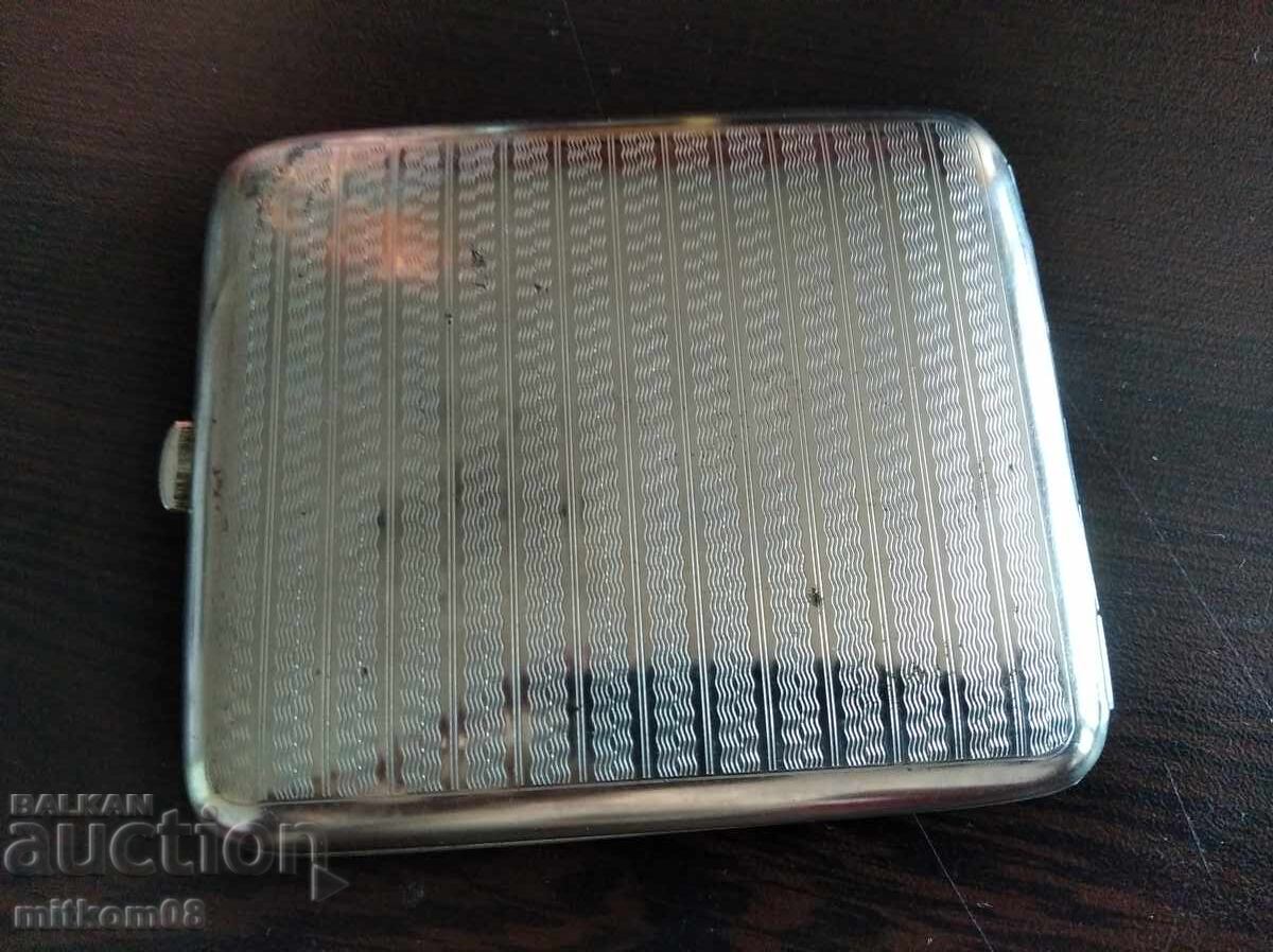 Tabatura cu preț 20.00 BGN | € 10.23