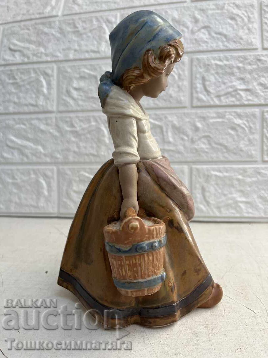 Livrarea Lladro vechi de colecție - "Daisa", 1978