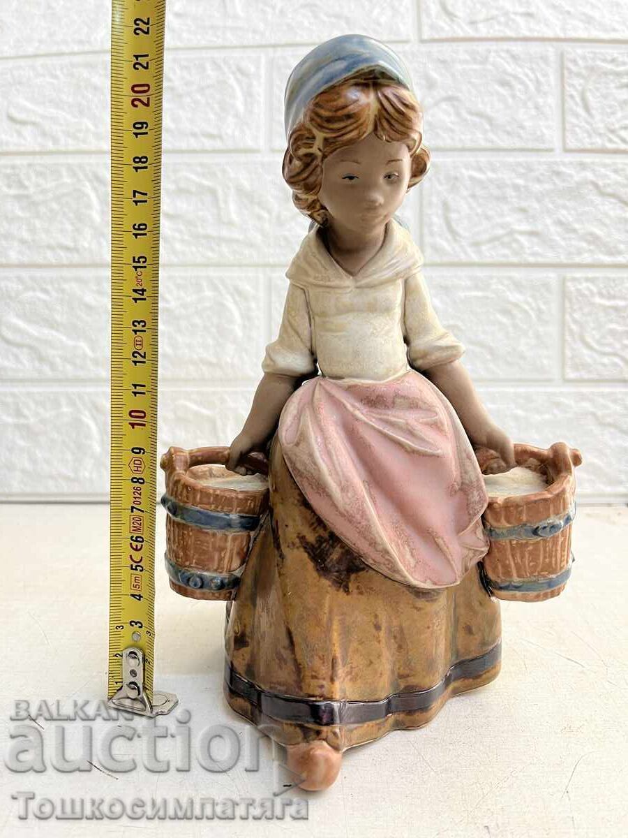 Collectible vintage Lladro - "Daisa", 1978 - 5