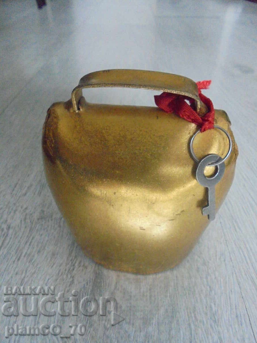 №*8113 παλιά μεταλλική χοίρος με κλειδί